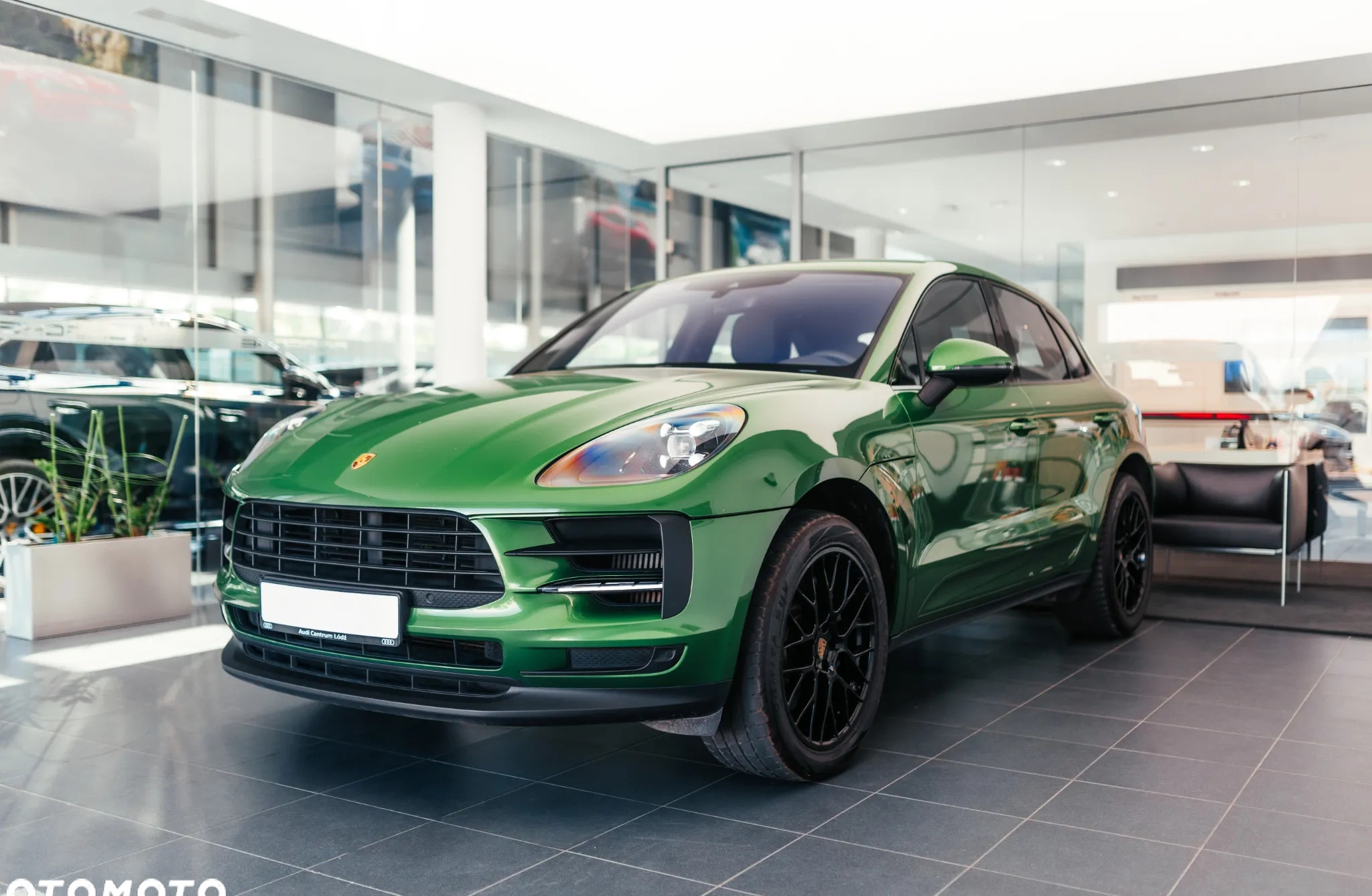 Porsche Macan cena 269900 przebieg: 87800, rok produkcji 2020 z Gryfice małe 254